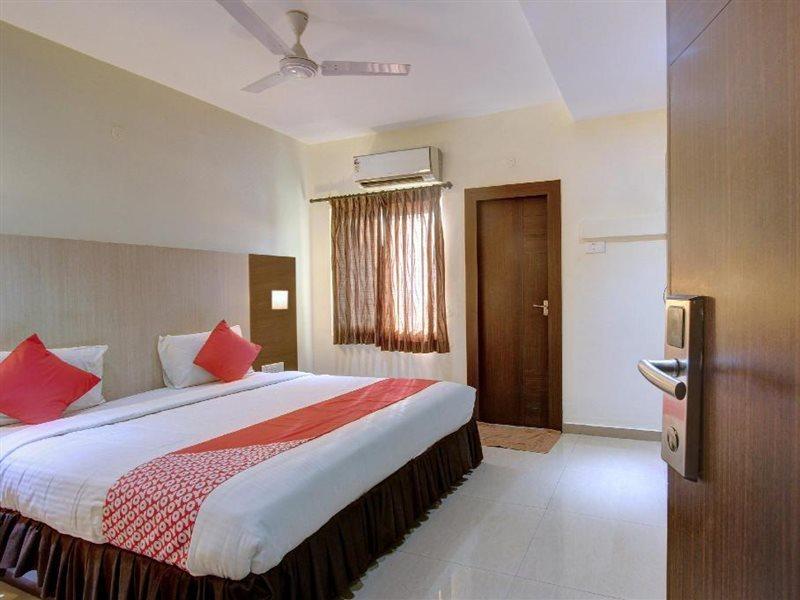 Hotel Tiruchendur Mani Iyer Palni Dış mekan fotoğraf