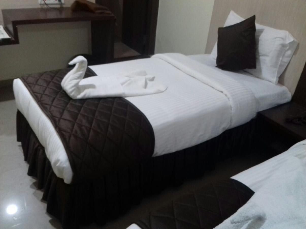 Hotel Tiruchendur Mani Iyer Palni Dış mekan fotoğraf