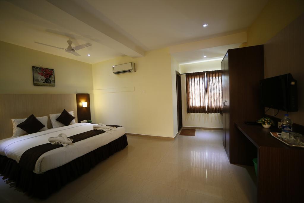 Hotel Tiruchendur Mani Iyer Palni Dış mekan fotoğraf
