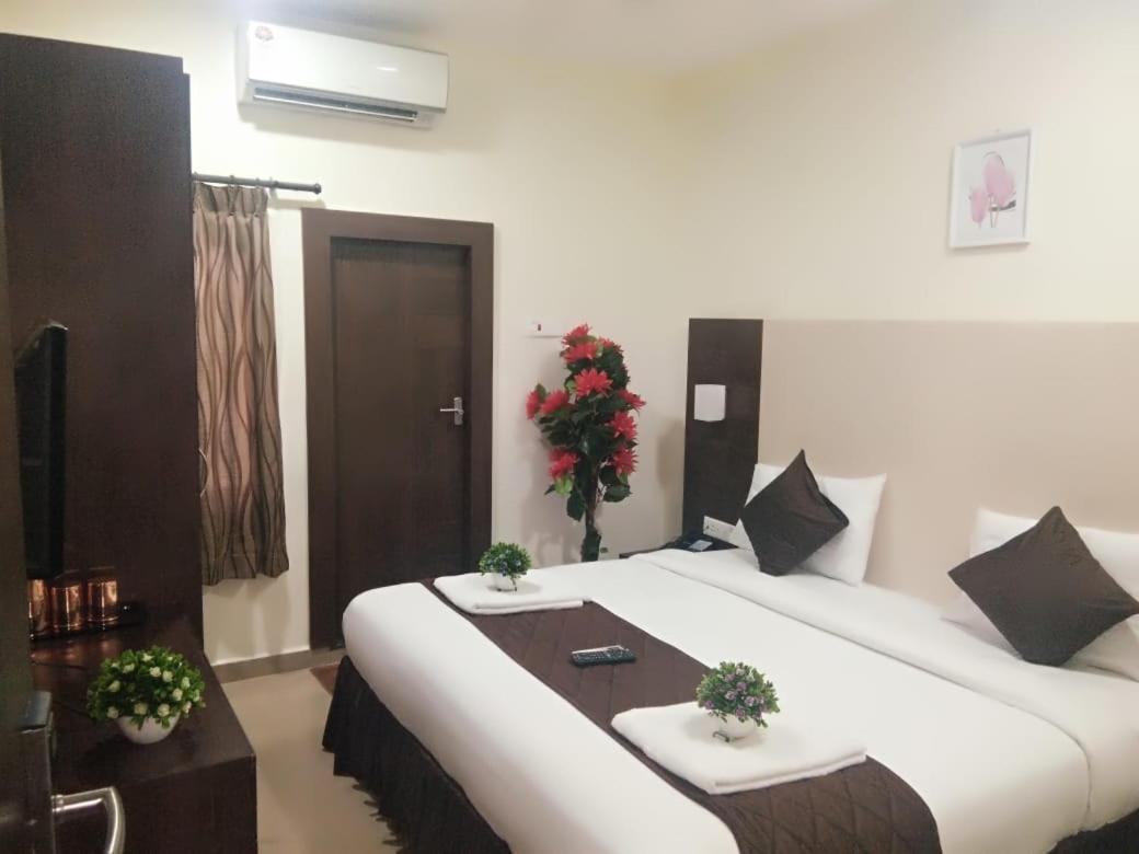 Hotel Tiruchendur Mani Iyer Palni Dış mekan fotoğraf